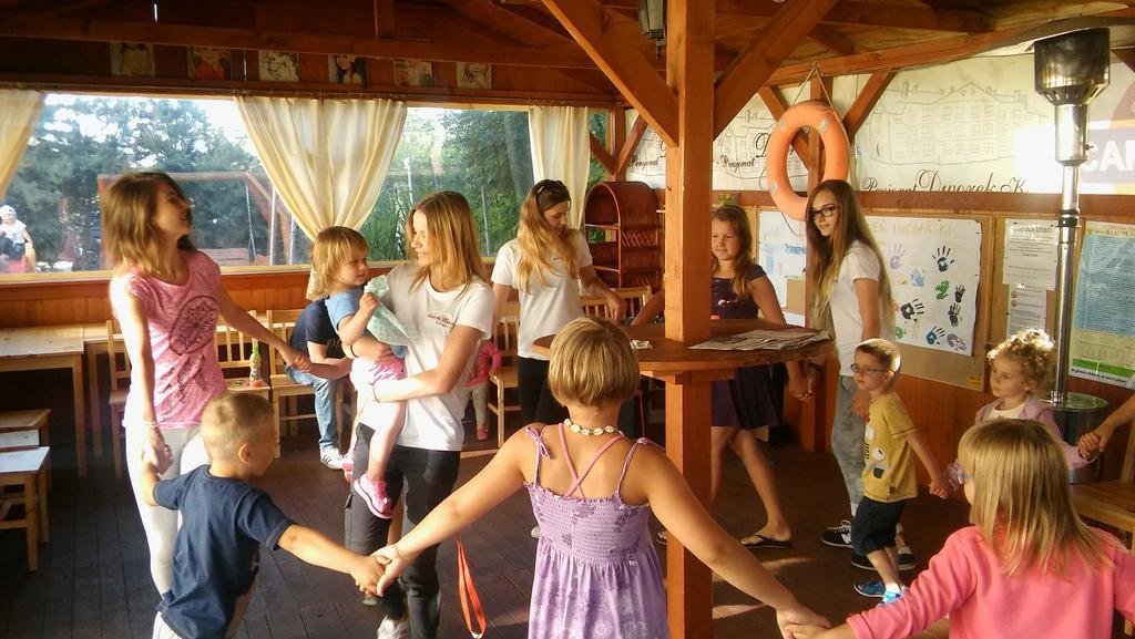 Dworek Karwia U Ewy Wiosenna 10 Экстерьер фото