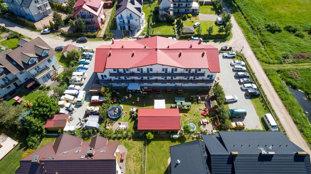 Dworek Karwia U Ewy Wiosenna 10 Экстерьер фото