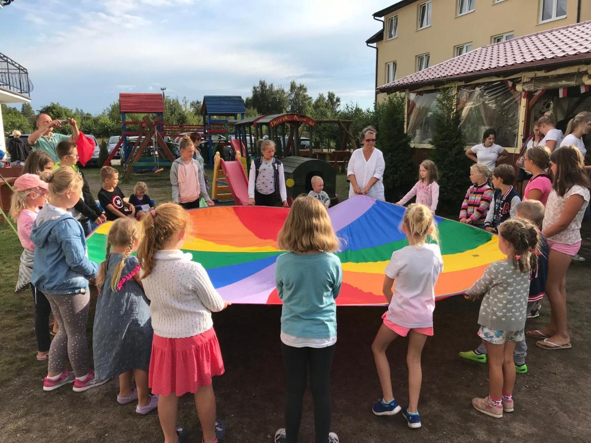 Dworek Karwia U Ewy Wiosenna 10 Экстерьер фото